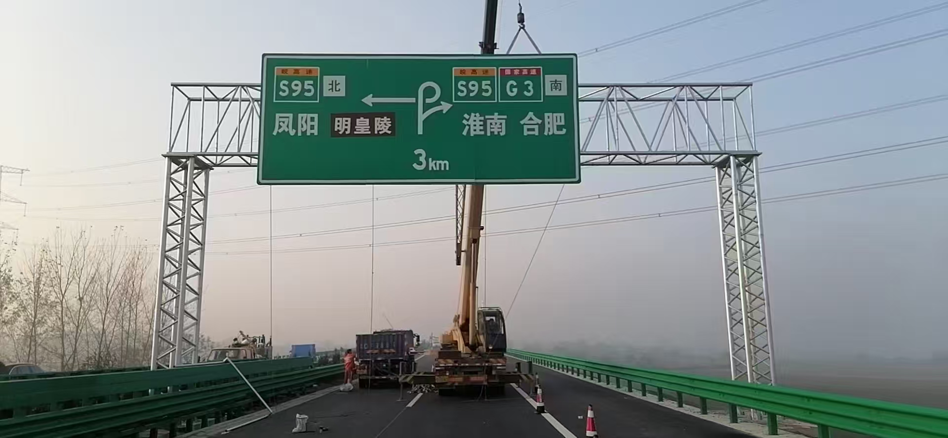 绵阳市监控杆桥梁限高架 - 厂家